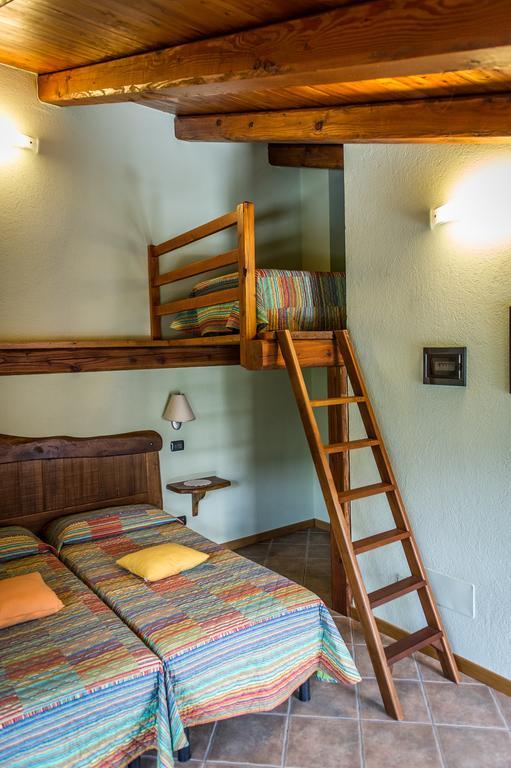 Al Pasche Bed & Breakfast Dronero Oda fotoğraf